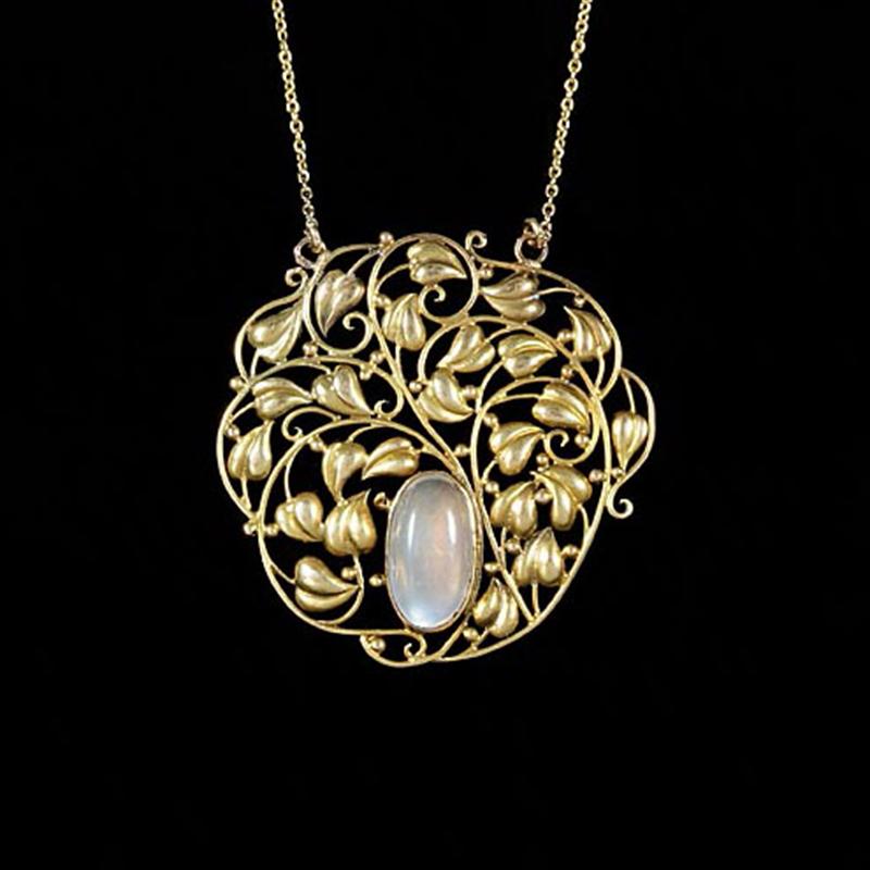 Pendant with Chain